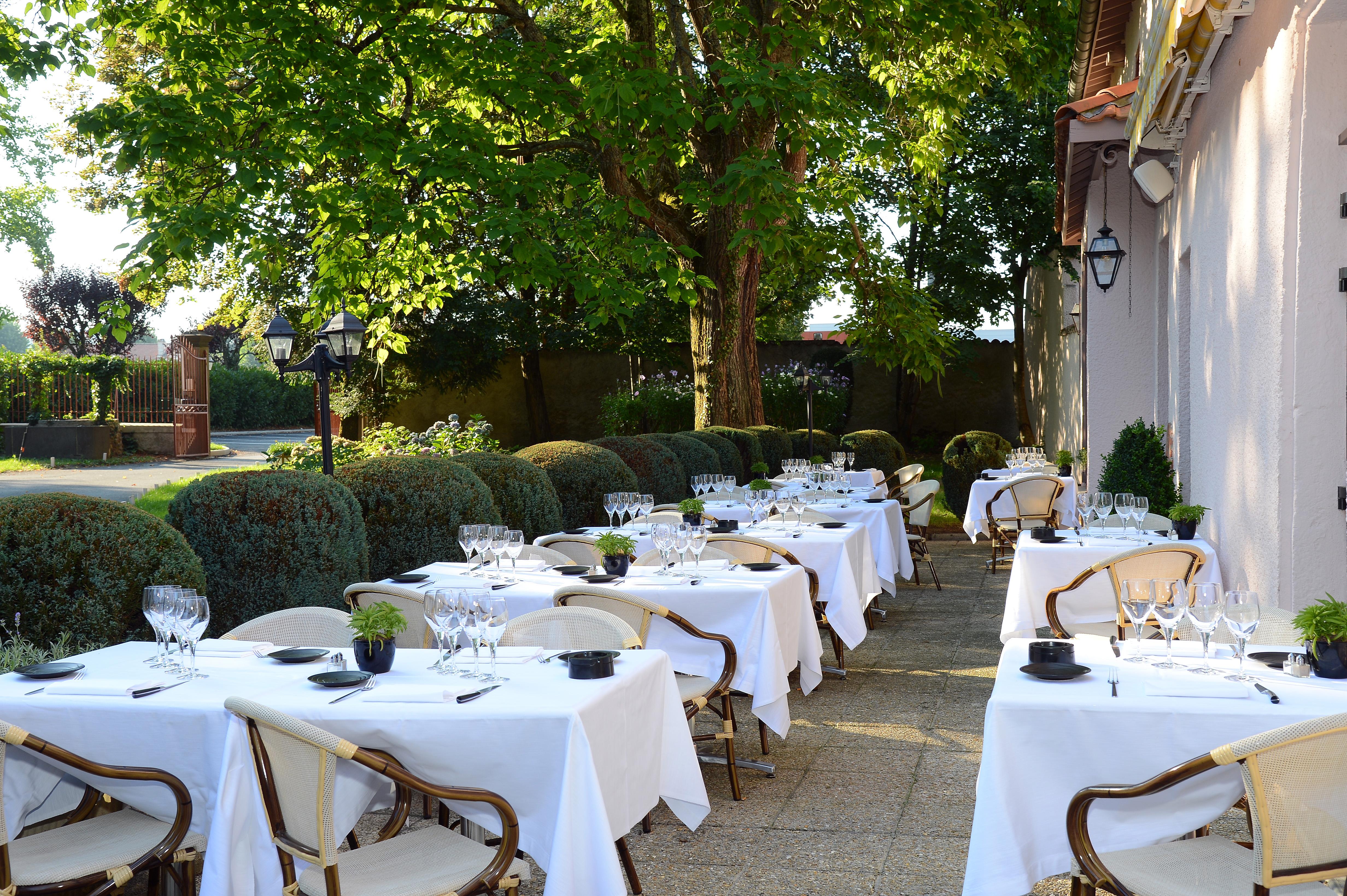 Clos St Eloi, The Originals Relais Thiers Exteriör bild